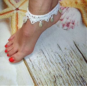 Κοσμήματα *Barefoot* για τα πόδια, με κοχύλια.