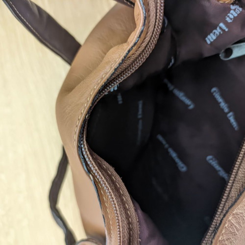 Shoulder bag genuine leather used