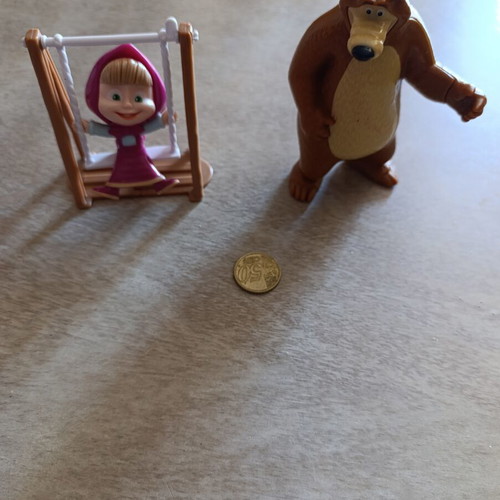 Masha and the Bear large figures used