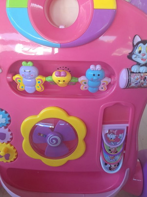 Mini Walker used, without batteries or balls