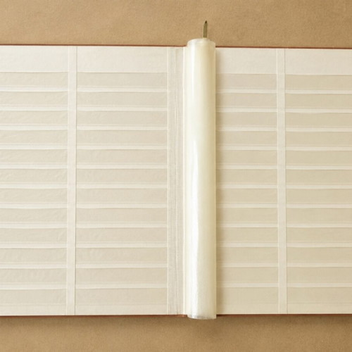 Collectible A4 stamp album, 32 pages, with 20 collectible cards