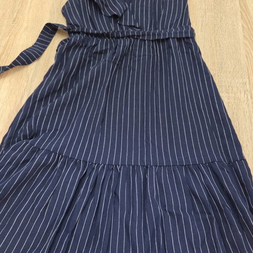 Midi dress 95% viscose new with stable fabric