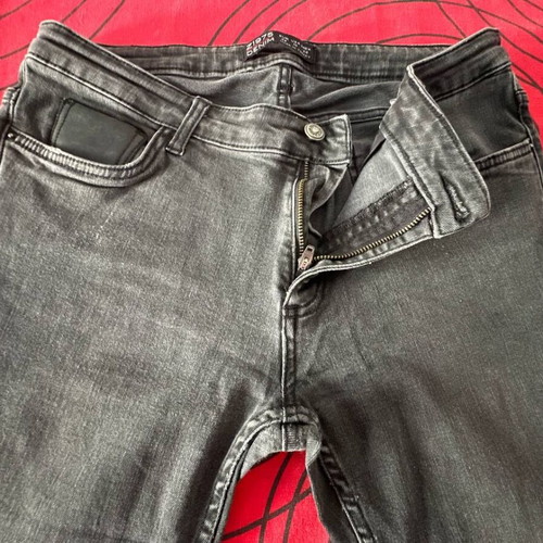 Zara 1975 Denim women's black straight jeans like new, size EUR 42