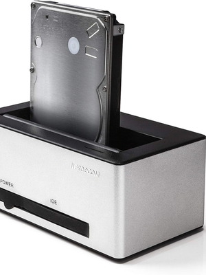 Запечатан, докинг станция за дискове 2.5" и 3.5" Freecom 33708 Hard Drive Dock Pro