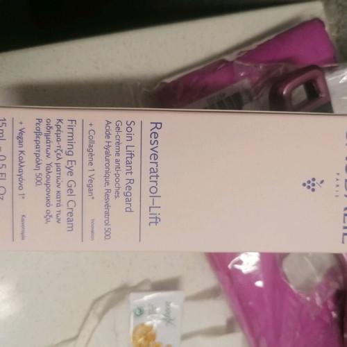 Caudalie Resveratrol Lift anti-wrinkle eye cream new