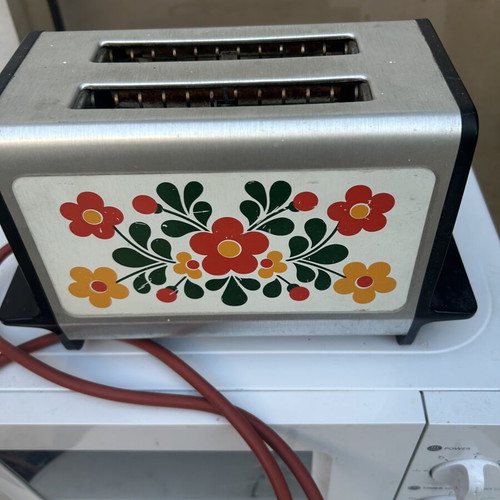 Toaster in excellent condition