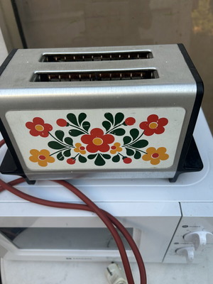 Toaster in excellent condition