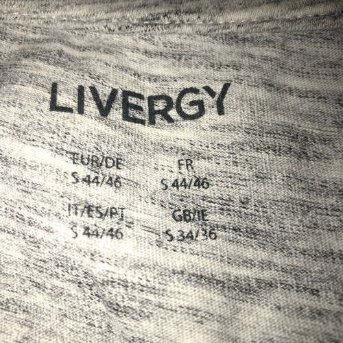 V T-Shirt used, gray color, size S