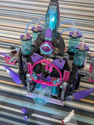 LEGO DC Super Hero Girls 41239 Eclipso Dark Palace set