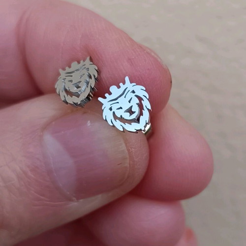 Unisex stainless steel lion head stud earrings