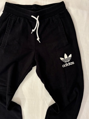 Adidas men's black sweatpants size M like new