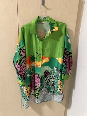 Loose shirt like new, multicolored, one size