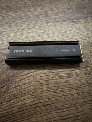 Samsung 980 Pro SSD 1TB M.2 NVMe PCIe 4.0