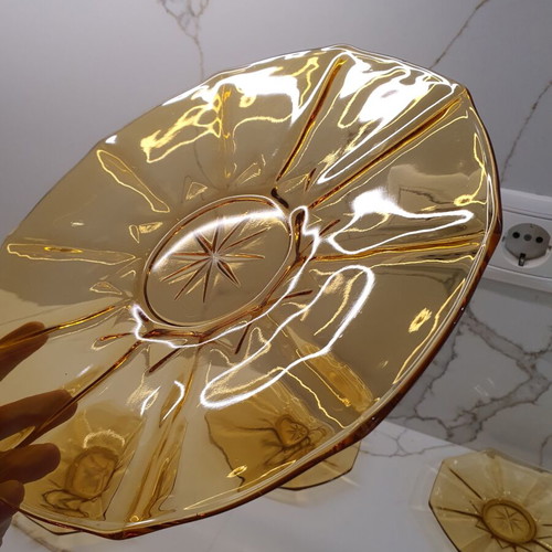 Vintage dessert set with large glossy amber platter and 4 plates like new