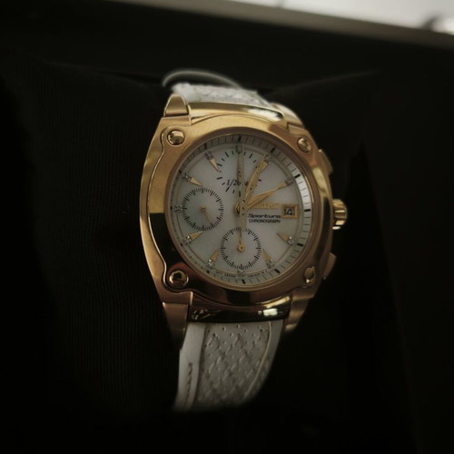Seiko Sportura Chronograph SNDZ82P1 women's watch, diamond MOP dial