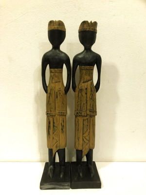 Wooden sculptures woman and man from Banjarjuga like new, hand carved