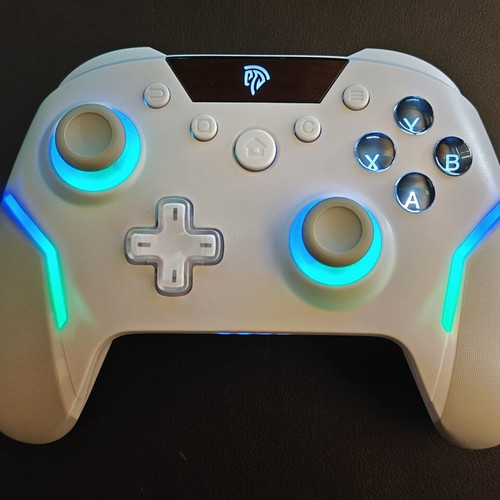 EasySMX X20 Multiplatform Gaming Controller with Trigger Lock and Hall Effect Sensors