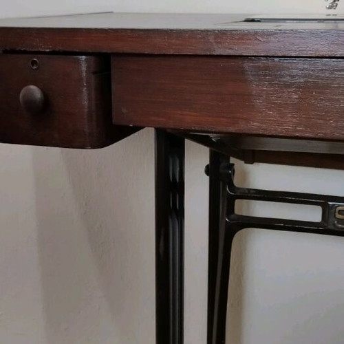 Singer 15 K antique sewing machine used