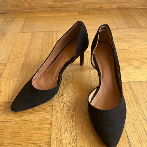 H&M pumps used, 8cm black suede, size 38