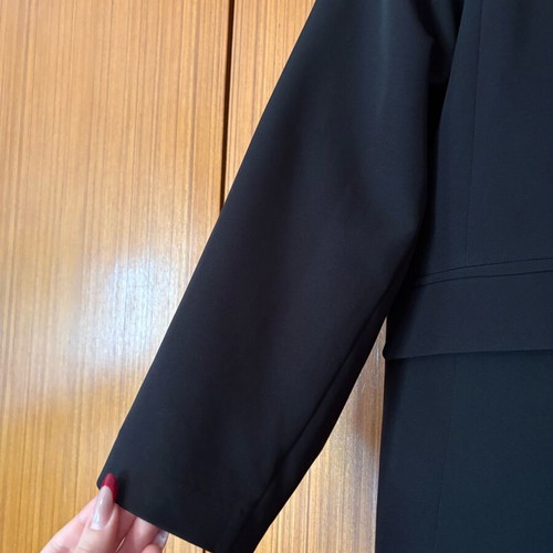 Women's black suit jacket size M like new