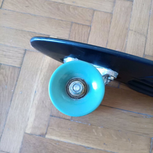 Skateboard kids used 57 centimeters
