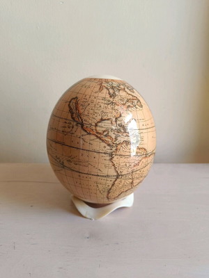 Ostrich egg used with stand, ideal for decor