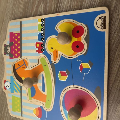 Baby learning puzzles used, 10 wooden cards