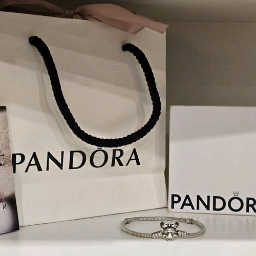 Pandora Disney Mickey Mouse silver women's bracelet like new, size 17