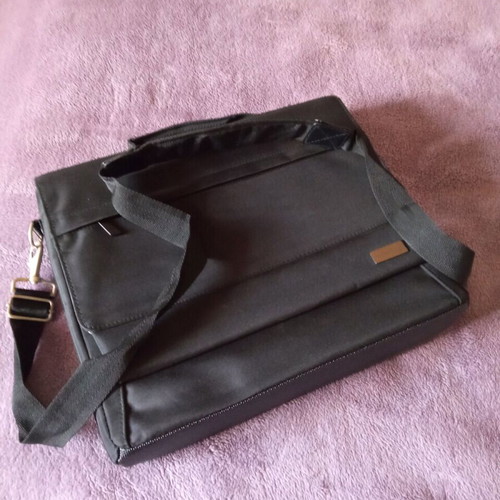 Laptop bag new large 40x33 Sentio black hand and shoulder