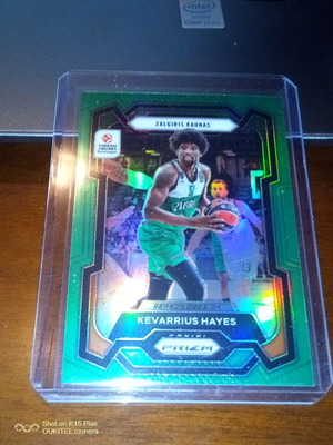 Картичка Panini Prizm Euroleague Basketball 2023-24 Kevarrius Hayes зелена като нова