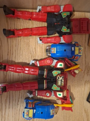 Power Rangers figures used with minor damages