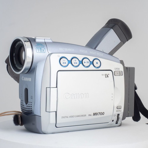 Canon MV700 Mini DV Camcorder used, boxed and fully tested