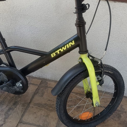 Dechatlon B'Twin Dark Hero 500 kids bike used, 16 inch wheels