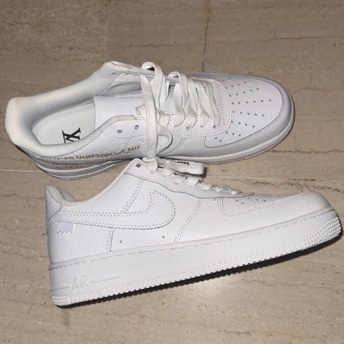 Nike Airforce LV special edition size 43 like new, white