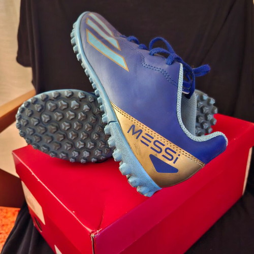 Adidas Messi football shoes size 36 used, blue