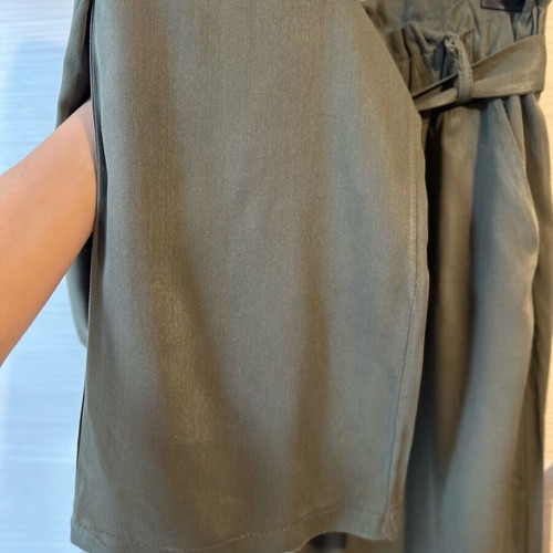 Khaki Marmalady pants like new with elastic and removable belt