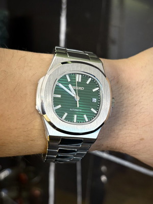 Seiko Nautilus Mod watch new, automatic movement, green dial