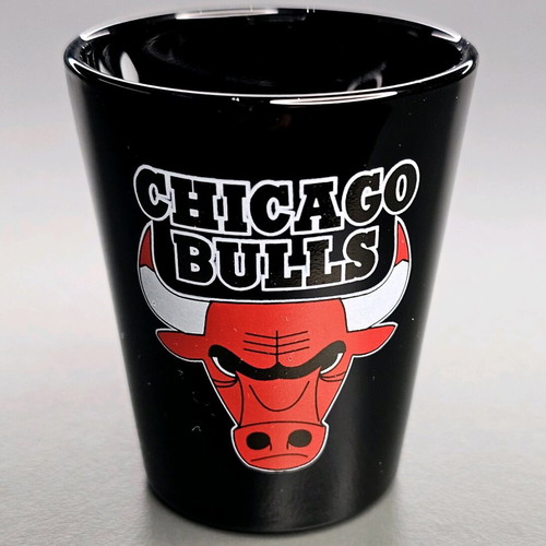 Collectible Chicago Bulls shot glass like new