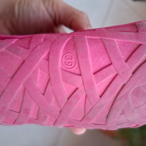 Pink summer slippers used, comfortable and lightweight size 39