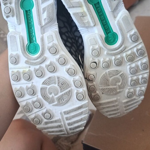Adidas Torsion Sportwear shoes like new with unique pattern