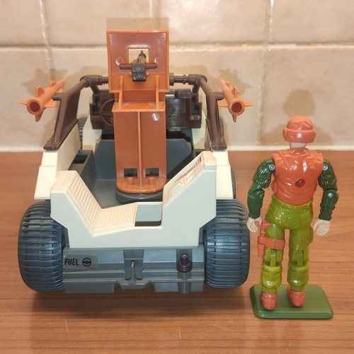 GI Joe Desert Fox and Driver Skidmark 1988 toy set like new