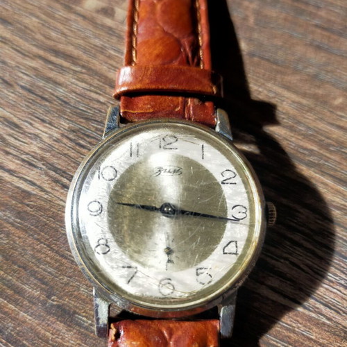 Mechanical wristwatch