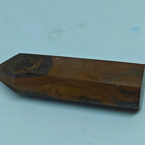 Tiger Iron crystal tower shaped like new 8 cm