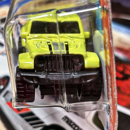 Hot Wheels Mainline '20 Jeep Gladiator toy car