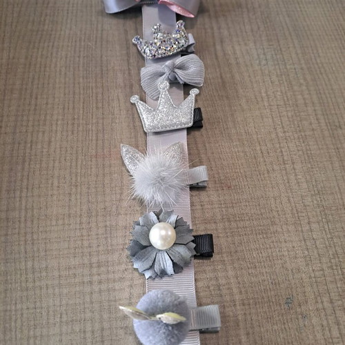 Hair clips new, set of 14 with ribbon