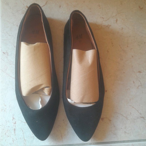 H&M ballerinas size 37 black like new, narrow fit