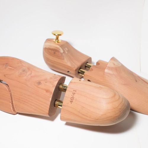 Cedar shoe trees size 40/41
