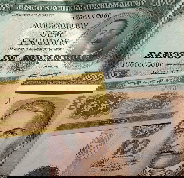 3 χαρτονομίσματα - 100 Εσκουδο, 100 Ίντι και 1 φεν