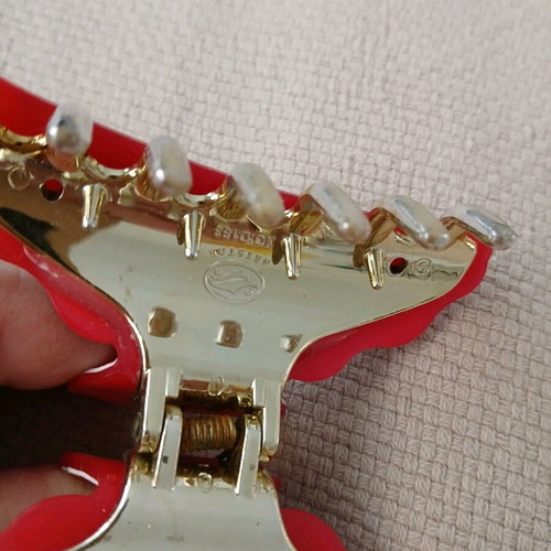Artstar hair clip red with cat design like new