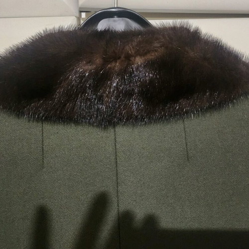 Vintage women's long full wool coat with fur collar like new, green khaki, size M/L